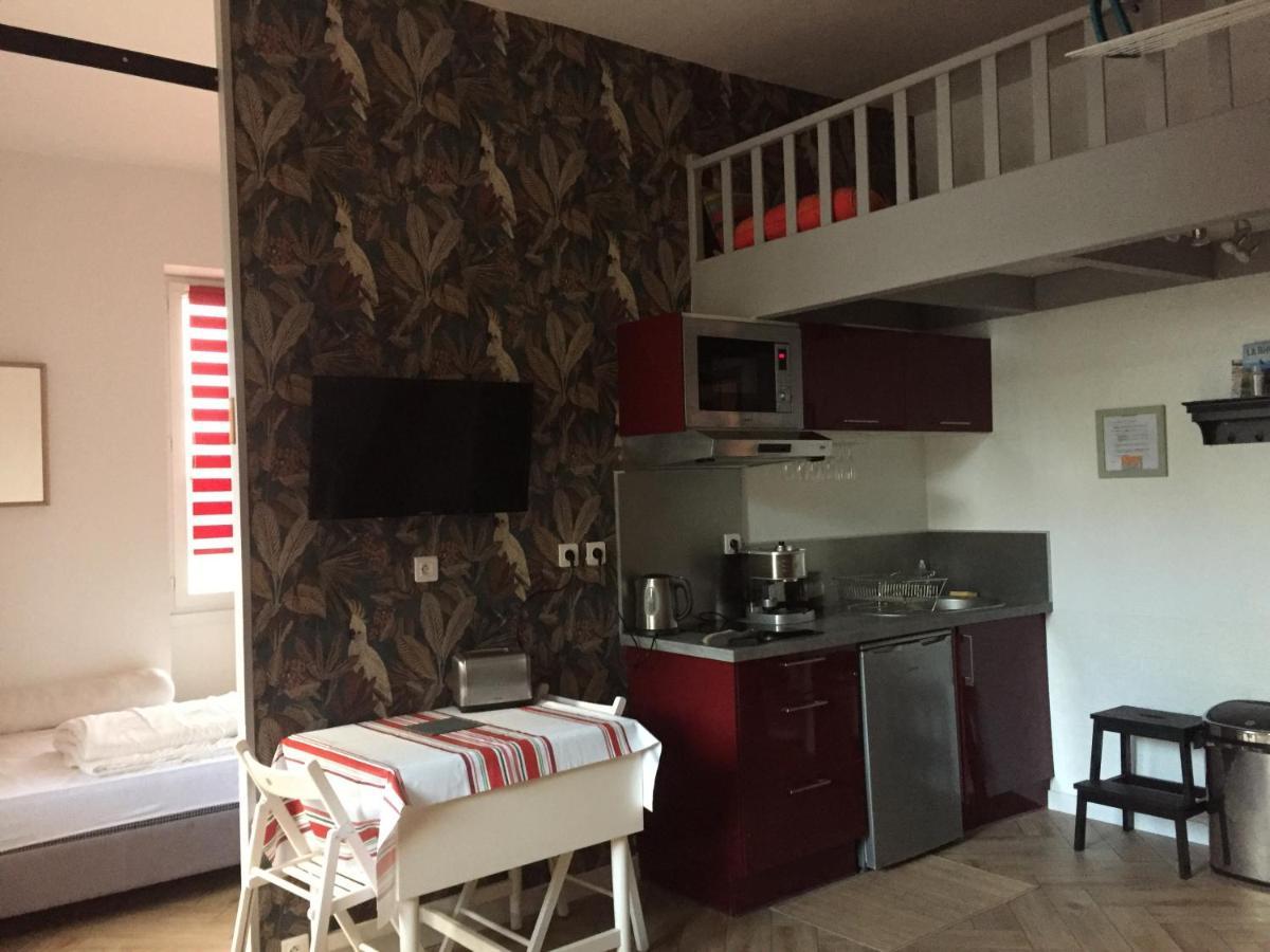 2 Pieces A 300M De La Grande Plage - 2 A 5 Couchages Сен-Жан-де-Люз Экстерьер фото